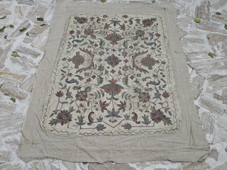 Antique Ottoman Turkish embroidery on felt
Size 123x95 cm
Please contact salaberina@gmail.com                       