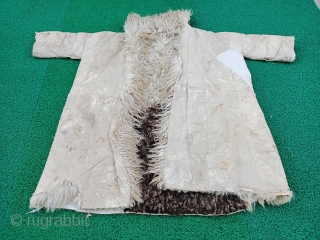Very interesting costume made from Anatolian leather.
Size=122x105 cm                         