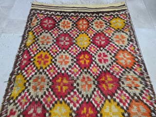 Anatolian Capadocia Muhacir Tulu Rug
Size:5x7'10 ft 240x153 cm 
Please contact 
salaberina@gmail.com                      