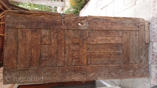 Ottoman period Greek door from cappadocia
Size =182*82 cm                         
