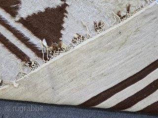 Angora Anatolian Siirt kilim.
Size:240*142 cm
Please contact salaberina@gmail.com                          