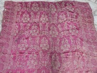 Antique turkish ottoman silk textile fragment
Size:183x130 cm
salaberina@gmail.com
                          