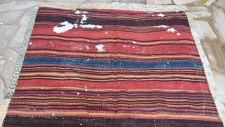 Central Anatolian Karapınar striped kilim
Size=330x136 cm
                           