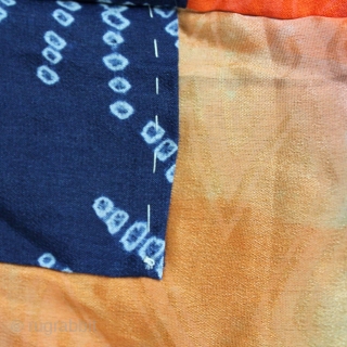Antique Japanese haori, all silk dyed with indigo, shibori. The lining probably dyed with saffron, Benibana,an old Japanese dying method.
Except a very small hole in the lining, see the picture, very good  ...