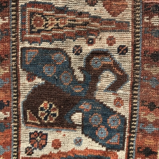 Antique Khamseh, 275x182cm, wonderful colours and an exceptional main border, no repairs. In need for a good home and a gentle cleaning. Sometimes the rugrabbit contact does not work, please send an  ...