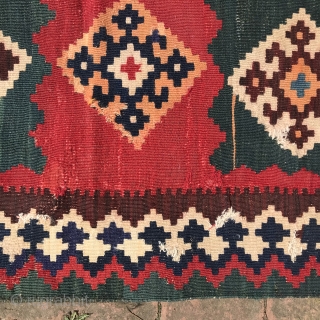 Antique Qashqai kilim, 215x142cm, around 1900.                           