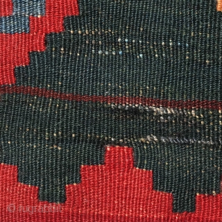 Antique Qashqai kilim, 215x142cm, around 1900.                           