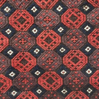 Antique Baluch, 142x84cm, warm coral red and plenty aubergine, selvedges are made with goat hair . Gently washed. Please contact me here : christinawiese.ceramic@gmail.com         