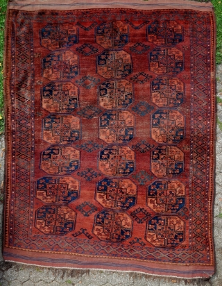 Looking for a good home to add warmth and character....

Ersari main carpet,300x220cm, circa 1900, with original kilim ends,all natural colours, an old minor repair, some wear, in need of a tender wash.Selvedges  ...