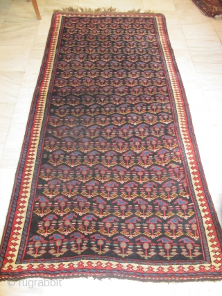 Honest Persian tribal rug,98-201 cm,late 19th- 1900,sparkly abrashed organic dyes , full pile ,ready to find a NEW floor-home. The piece is way better in the flesh than in the pics.
  