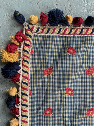 Somebody put me straight on this please... Mexican (?) vintage cover brocaded in silk with pom poms. 112 x 112cm or 3ft 8" square.
A rather extraordinary technique in silk or mercerised cotton  ...