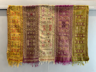 Anatolian antique Kurdish tent divide panel 139 x 95 cm // 4ft 5" x 3ft 2"

This little gem is remaining part of what was once a long panel of approx 4m+ long.  ...