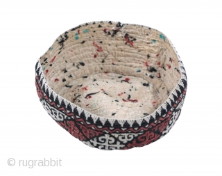 hat from central asia - turkmenistan
89570                           