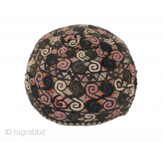 hat from central asia - turkmenistan
40670                           