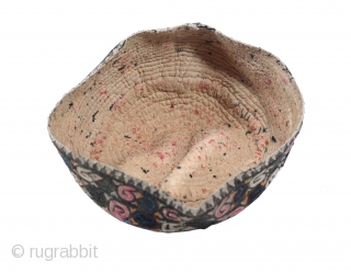 hat from central asia - turkmenistan
40670                           