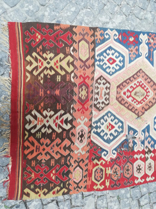 AKSARAY enıkli KILIM  405 X 122 cm 

contact  mustafasimsek30@gmail.com                      