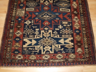 Antique Caucasian Shirvan rug with 'Lesghi star' design. www.knightsantiques.co.uk 

Size: 5ft 0in x 3ft 6in (152 x 107cm).

Circa 1890.

A superb Caucasian rug with a single vertical row of three 'Lesghi Stars', Superb  ...