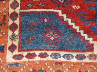 Antique Eastern Anatolian Kurdish Yuruk long rug with three boxed medallion design. www.knightsantiques.co.uk 

Size: 7ft 1in x 4ft 3in (216 x 130cm).

Circa 1880.

An excellent example of a Yuruk long rug, with a  ...