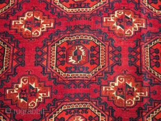 Antique Tekke Turkmen rug of good size, with fine weave, superb Cochineal colour. www.knightsantiques.co.uk 
Size: 7ft 5in x 5ft 1in (227 x 154cm). 
Circa 1900.

This is an good example of a Tekke  ...