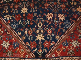 Antique South West Persian Kashkuli Qashqai rug with floral design. Note the unusual bird border. www.knightsantiques.co.uk Size: 7ft 7in x 4ft 9in (230 x 144cm). 

Circa 1900.

A very attractive rug by the  ...