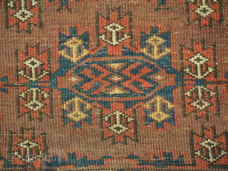Antique Yomut Turkmen torba with well drawn 'kepse' gul design.
Circa 1890.
Size: 3ft 3in x 1ft 1in (99 x 34cm).
These torba were used to decorate the side of a camel during a Turkmen ...