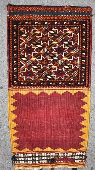 A fine old Qasgai bag, complete with pretty back, with good dyes, in excellent original condition. About 30cm square (face) Freindly price!           