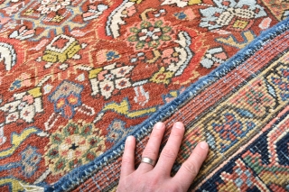 An old Heriz rug in excellent original condition,hand washed and mothproofed. First quarter 20th century. Nice size. 189x160               