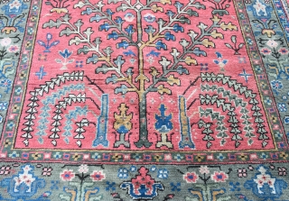Old Turkish Ushak small carpet in full pile. Circa 1920. Approx. 300x200cm                     