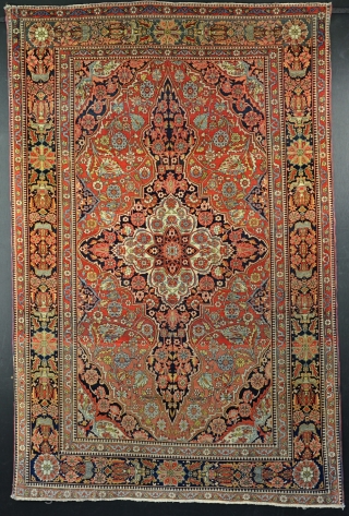 A fine Mohteshem Kashan rug. A good example of its type with the glowing all natural dyes and crisp drawing associated with rugs from the master weavers workshop. The border is particularly  ...