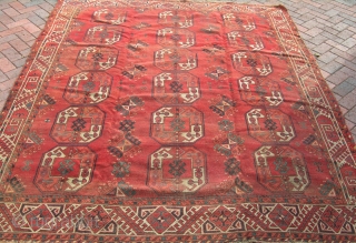 An antique Ersari carpet with lovely ground color, good spacing and a border normaly associated with early Tekke main's. Some wear, totaly market fresh, untouched and filthy dirty. 10x7. 19th century.  