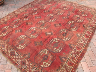 An antique Ersari carpet with lovely ground color, good spacing and a border normaly associated with early Tekke main's. Some wear, totaly market fresh, untouched and filthy dirty. 10x7. 19th century.  