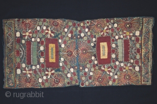 Edges of a towel ( peshkir ), silk embroidery on indigo dye cotton, Turkey, XVIII century. 33,5 X 74 cm             