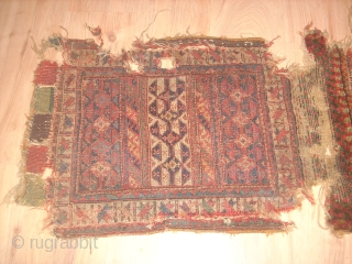 SHAHSAVAN SUMAK HORJIN FRAGMENT. FIRST QUARTER OF 19CH.
SPECTACULOR COLORS MIXED OF THREE KINDS OF TECHNICS: KILIM, SUMAK ,PIEL.
THE PEACE NEVER TOUCHED, THERE IS NO OLD REPAIRS.
IN THE END OF THE HORJIN WE  ...