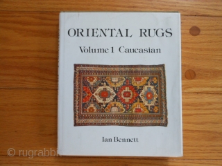 5 Oriental Rug Books:

Oriental Rugs vol.1 Caucasian, Bennett, 1981, very good condition, dust jacket, hard cover.

Aus der Welt des Kilim, Galerie Sailer, 1984, very good condition, hard cover, German/English.

Seltene Orientteppiche vol 6,  ...