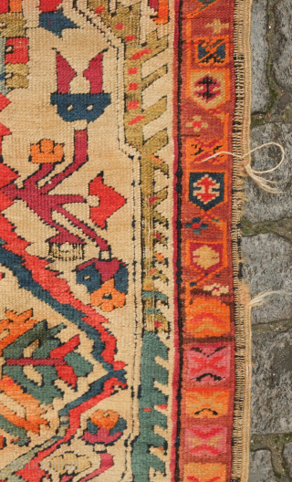 NW Persian rug, dated 1907. Central medallion and large pendant arrangement in a wild drawing. Goats in the field and human-like figures in the central medallion. Unusual. 105 x 227 cm  