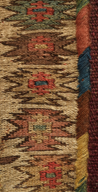Shahsavan soumak chanteh, 19th century. Wonderful colors, all or mostly natural dyes, and evocative earth tones. Striped back in natural colors of wool and natural dyes. 30 x 38 cm. ...
