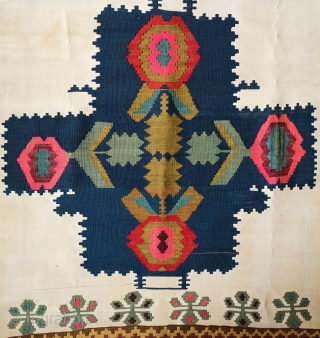 Karabagh Kilim, Late 19th century.  Finely woven, rich colors and wonderful border.  Cotton field with cross motifs in wool. 120 x 184 cm        