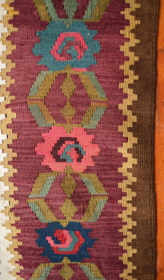 Karabagh Kilim, Late 19th century.  Finely woven, rich colors and wonderful border.  Cotton field with cross motifs in wool. 120 x 184 cm        