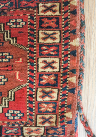 Yomut torba in Chodor design, late 19th century. The weave is very fine.  Each medallion is two-toned with a deep green juxtaposed on the bottom of one and the top half  ...