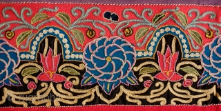 Rasht Embroidery, Early 20th Century. Silk embroidery on wool broadcloth.  Excellent workmanship.  It has two very small holes.  163 x 163 cm.        