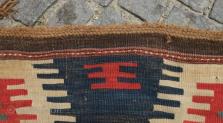 Borchalo Kazak kilim, 19th century.  Wide bands.  Fingered medallions.  Good age and colors. A hole at the top which can easly be repaired.  176 x 209 cm   ...
