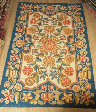 Bessarabian Kilim, 1870s. Very dry and fine.  Elegant design.  Wonderful ton-sur-ton shading.  A sumptuous kilim.  197 x 291 cm          