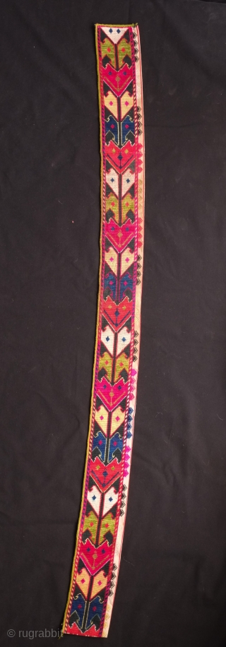 Lakai cross stitch embroidered silk belt in palmette motifs, 19th century. Excellent colors and condition including a beautiful and vibrant lime green.  7 x 101 cm. Contact danauger@tribalgardenrugs.com 7 x 101  ...