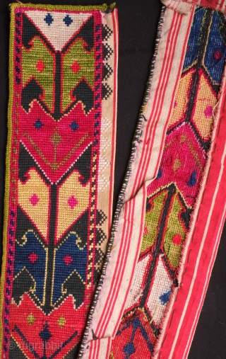 Lakai cross stitch embroidered silk belt in palmette motifs, 19th century. Excellent colors and condition including a beautiful and vibrant lime green.  7 x 101 cm. Contact danauger@tribalgardenrugs.com 7 x 101  ...