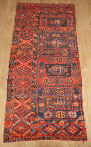 Kurdish divan rug, Central Anatolia, 19th century. Rich colors and plush soft wool. A striking and rich ethnographic antique. 102 x 225 cm          