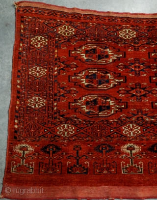 Antique Kizil Ayak chuval, Ersari sub-group, Middle Amu Darya area, with characteristic saturated brick red ground, chemcheh minor guls, in lovely condition, complete skirt and sides. All dyes appear natural, which makes  ...