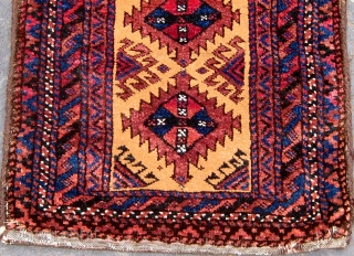 Antique Baluch balisht complete with original flat-woven back, full pile, all dyes appear natural, beautiful condition except for a side bite, original edge work, 19" by 31". Please ask for additional photos. 