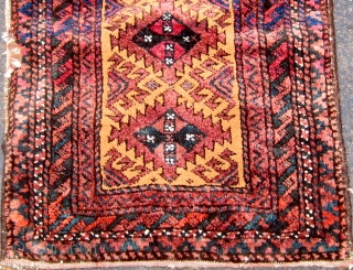 Antique Baluch balisht complete with original flat-woven back, full pile, all dyes appear natural, beautiful condition except for a side bite, original edge work, 19" by 31". Please ask for additional photos. 