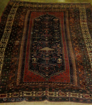 Antique Kurdish Sauj Bulagh "main carpet", last quarter of the nineteenth century, 5' by 8'5", in lovely condition, with one end still retaining its original flatweave finish.  Red wefts as is  ...