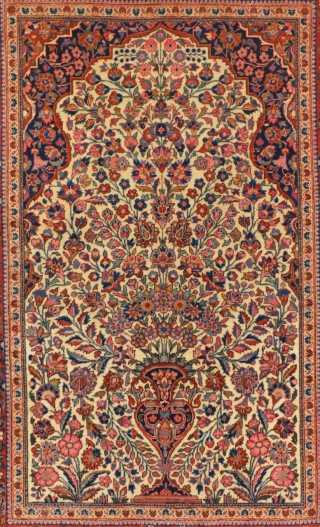 This is a beautiful Antique Kashan Prayer Rug.
It dates to the first quarter of the 20th Century.
It is all Wool and in Excellent,almost mint condition
It measures 41" x 59".c.1920-30.
SOLD    